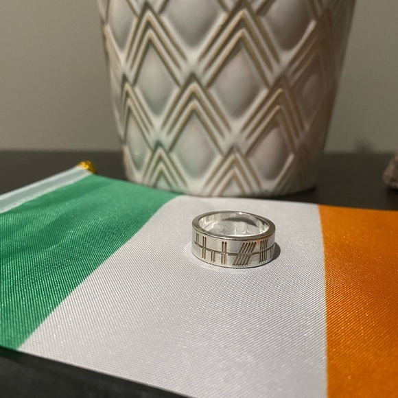 Ogham ring - Dolores - Picture 2 of 7